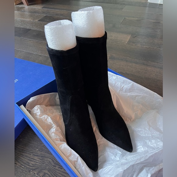 stuart weitzmman black suede - Picture 2 of 5